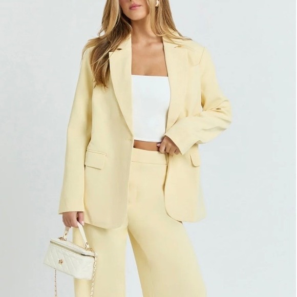 SHOWPO Womens Boxy Single Breasted Selena Blazer in Lemon NWT - Size 4‎ - Picture 2 of 10